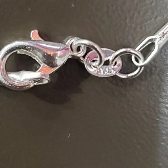 Platinum Plated Labadorite Pendant Necklace - Picture 3 of 6